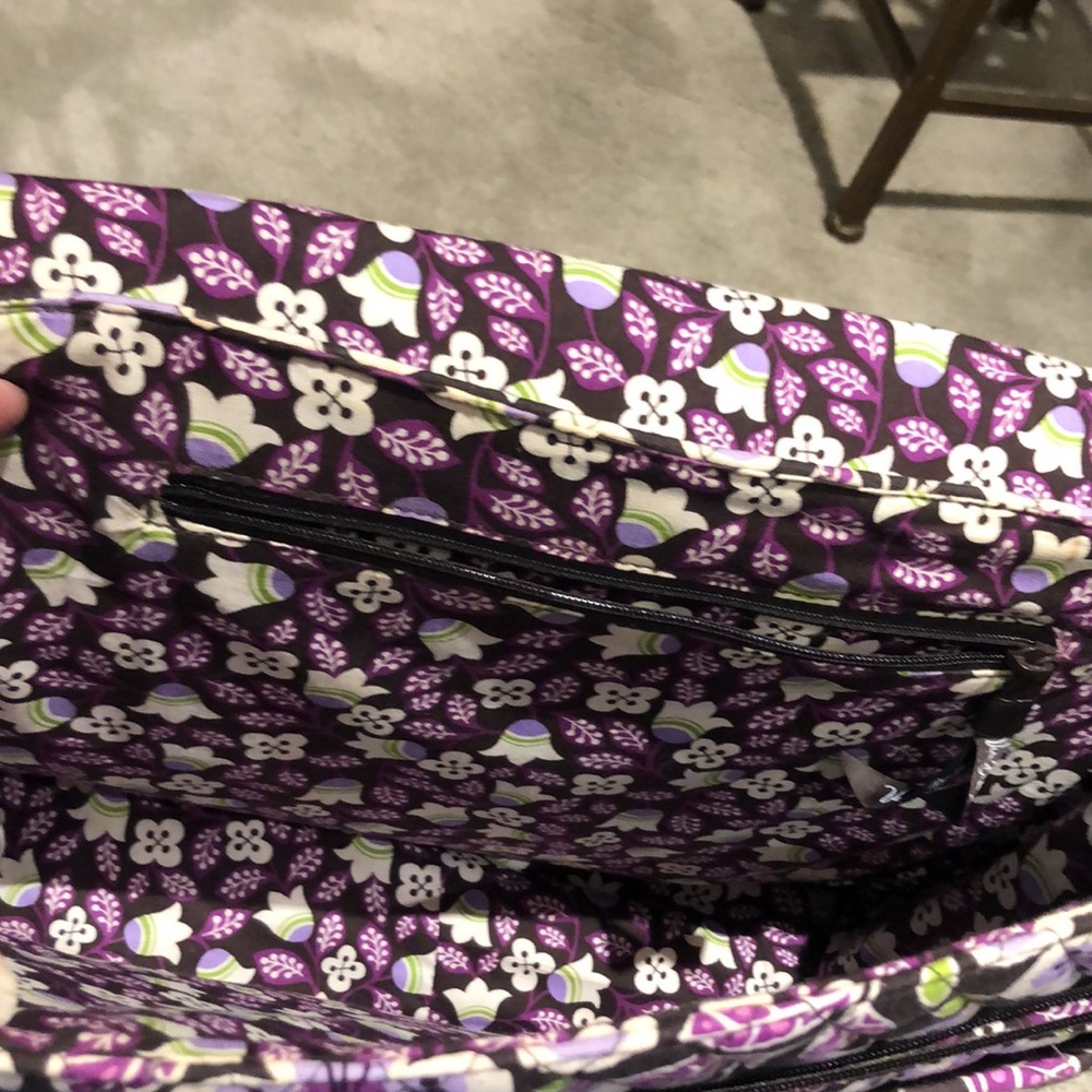 Vera Bradley, vintage business/valise type. Comes with a detachable strap - Picture 14 of 16